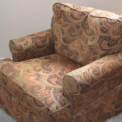 LOT 536. BROYHILL CHAIR