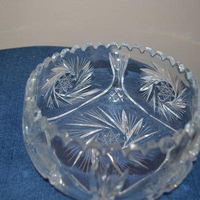 LOT 542 CRYSTAL BOWLS