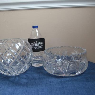 LOT 542 CRYSTAL BOWLS