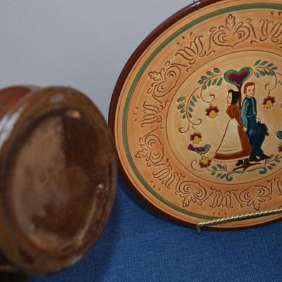 LOT 553.  HOME DECOR