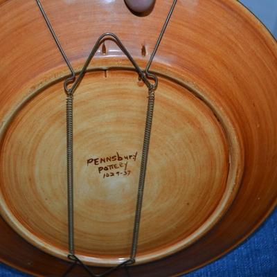 LOT 553.  HOME DECOR