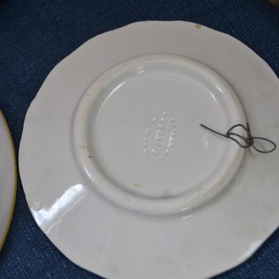 LOT 549 COLLECTION OF PLATES AND BRASS CANDLELABRA