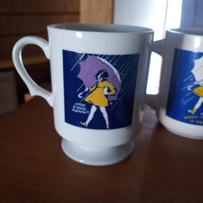 FOUR MORTON SALT COFFEE MUGS