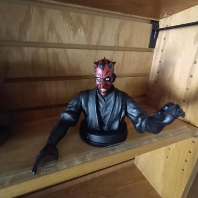 STARWARS FIGURINES