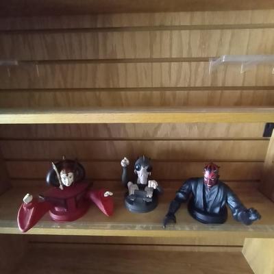 STARWARS FIGURINES