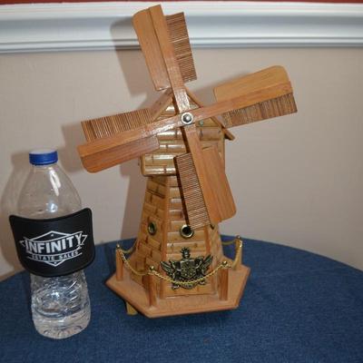 LOT 562. VINTAGE WINDMILL MUSIC BOX BANK