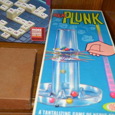 LOT 567. COLLECTION OF GAMES