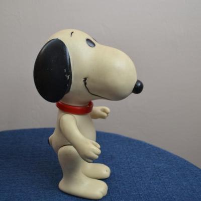 LOT 573. VINTAGE RUBBER SNOOPY AND CHEVRON CAR