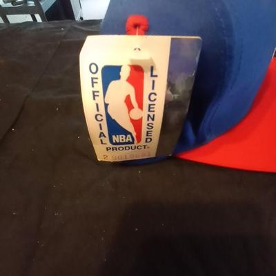 VINTAGE SACRAMENTO KINGS BASEBALL CAP WITH TAGS