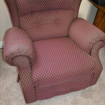 LOT 581. RECLINER