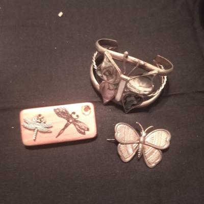 DRAGON FLYS-BUTTERFLYS-LADY BUGS AND OCTOPUS FASHION JEWELRY