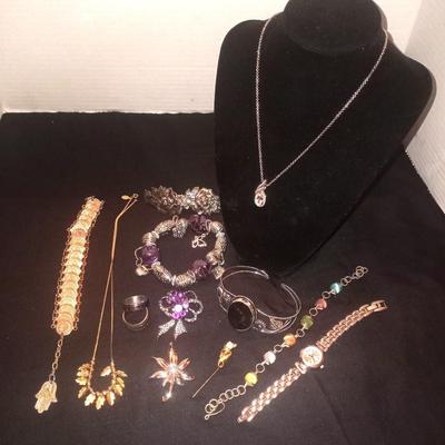 BEAUTIFUL FASHION COSTUME JEWELRY AND FOSSIL WATCH