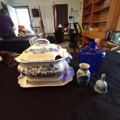 APEX COVERED SERVER-SMALL VASE AND BELL AND BLUE GLASS VASE