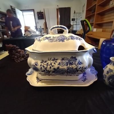 APEX COVERED SERVER-SMALL VASE AND BELL AND BLUE GLASS VASE