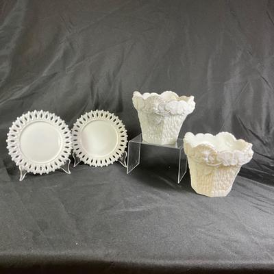 1279 Vintage French Milkglass Flower Pots with Kemple Sheaf of Wheat Plates