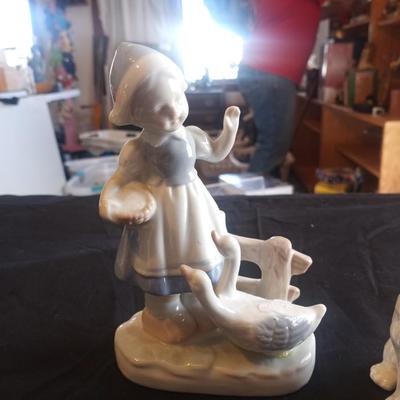 COLLECTIBLE FIGURINES