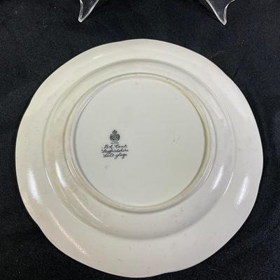 1281 Set of 6 18th Century MINTON Strawberry Embossed Salt Glazed Pottery Luncheon Plates