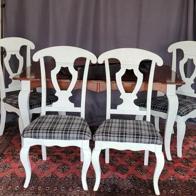 Lot 2: Dining Table and 4 Chairs