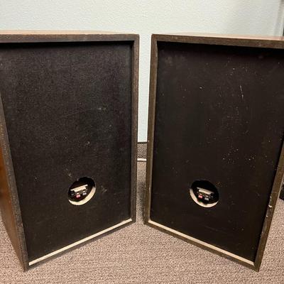 Pair of Vintage Sub Woofers Pyle Speakers