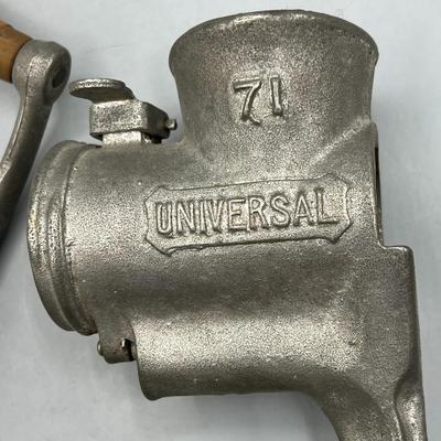 Vintage Universal 71 Hand Crank Meat Grinder