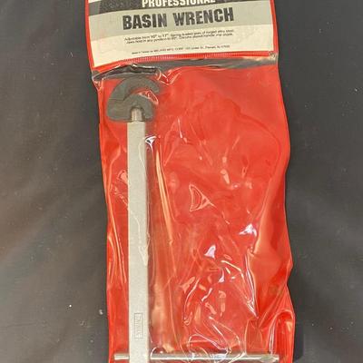 Adjustable Basin Wrench 10