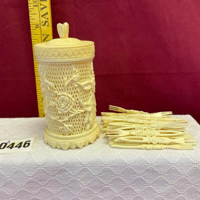 Vintage MCM celluloid appetizer forks-32
