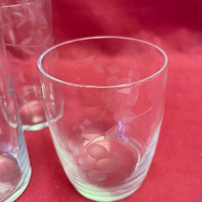 Vintage clear grape glass etched bedside carafe & 5 glasses