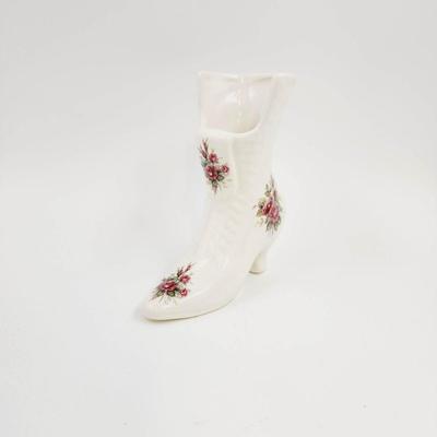 VINTAGE WB ATHENA HAND PAINTED PORCELAIN BOOT