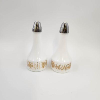 VINTAGE GEMCO OIL & VINEGAR BUTTERFLY BOTTLE SET