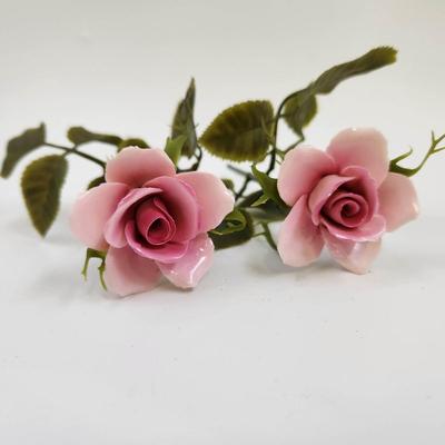 VINTAGE CERAMIC ROSES W/ STEMS