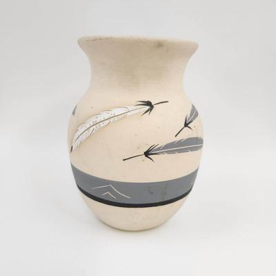 HAND PAINTED & SCULPTED - LITTLE GRAY SIGNED NATIVE AMERICAN POTTERY VASE