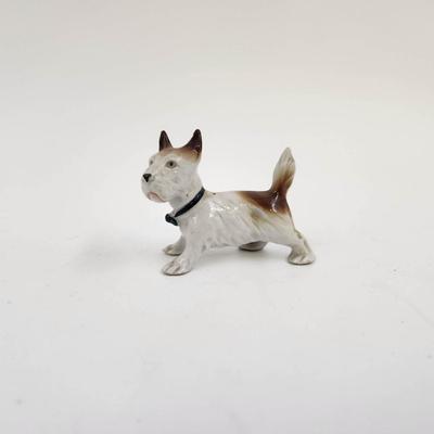 VINTAGE GERMANY #5960 STAFFORDSHIRE MINIATURE COLLECTIBLE