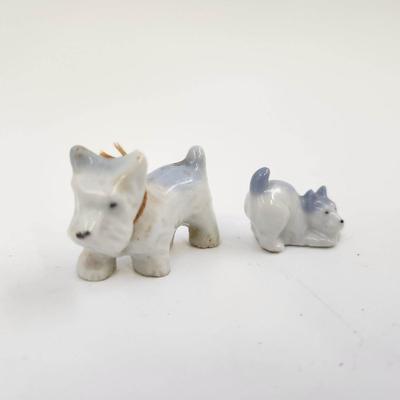 VINTAGE JAPANESE STAFFORDSHIRE MINATURE COLLECTIBLE FIGURINE