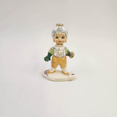 VERY RARE VINTAGE CONSCO MARILYN GIRL ASTRONAUT MCM FIGURINE - SEE PICTURES