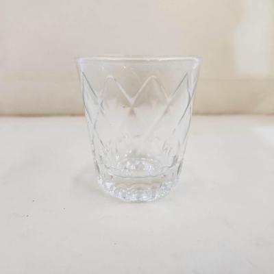 VINTAGE FOSTORIA GLASS DIAMOND PATTERN SHOT GLASS