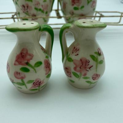 Petite cream & sugar w/lid & salt and pepper, handmade