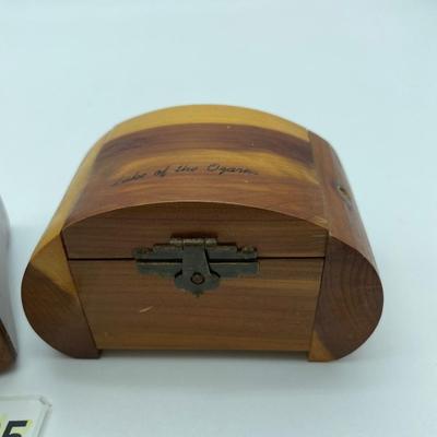 Music and trinket box