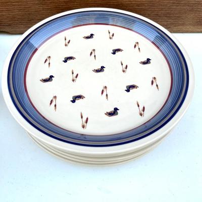EPOCH AMERICAN DECOY DINNER SET