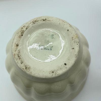 Made in Italy bowl and no markings bowl