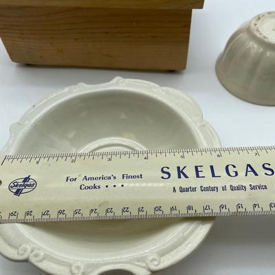 Made in Italy bowl and no markings bowl