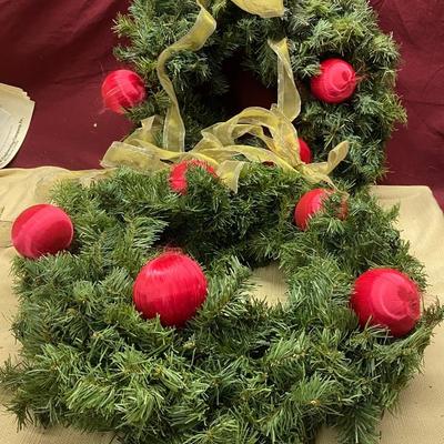 2 Christmas Wreaths