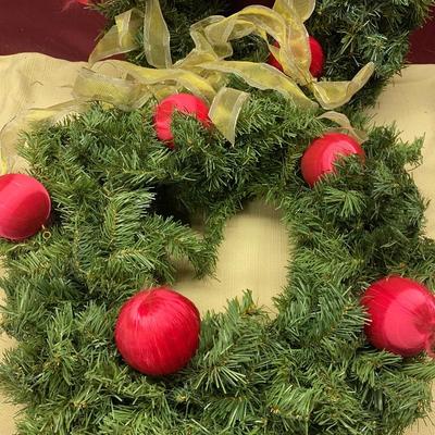2 Christmas Wreaths