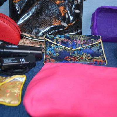 LOT 614. COLLECTION OF COSMETIC BAGS