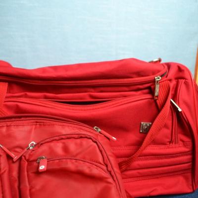 LOT 615 TOTE BAGS AND UMBRELLA