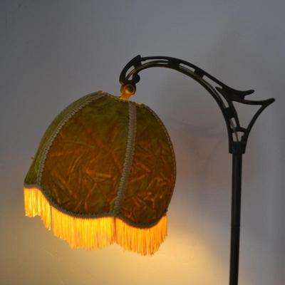 LOT 626.    57" FLOOR LAMP