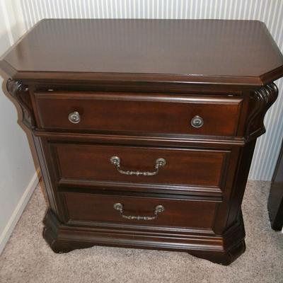 LOT 628  NIGHT STAND BY NEW CLASSIC