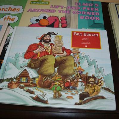 LOT 631.  ELEVEN KIDS BOOKS AND ONE PUZZLE