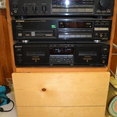 LOT 656. HOMEMADE SELF CONTAINED STEREO BOX WITH DRAWERS AND STEREO GEAR/SPEAKERS
