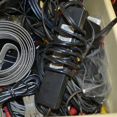 LOT 657. VARIOUS WIRES AND POWER CORDS