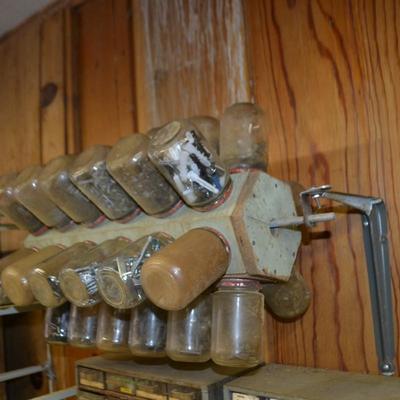 LOT 659. HARDWARE AND HARDWARE ORGANIZERS